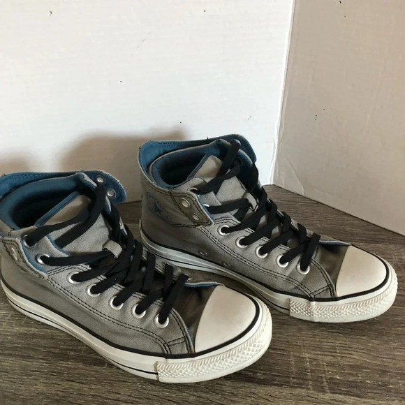 Unisex  Hightop Converse - Picture 2 of 9
